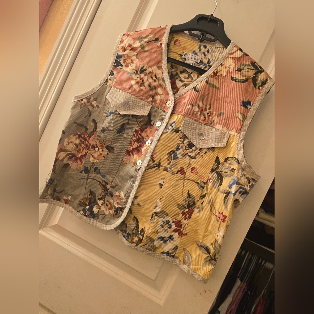 Vintage f.l. Malik floral vest top sz L green, pink & yellow - Picture 3 of 6